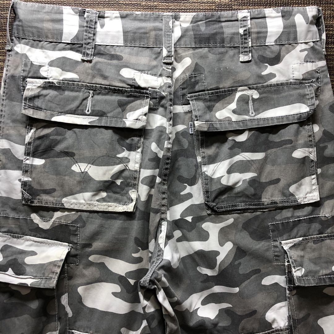 LEVI'S 迷彩カーゴショートパンツ グレー　W33