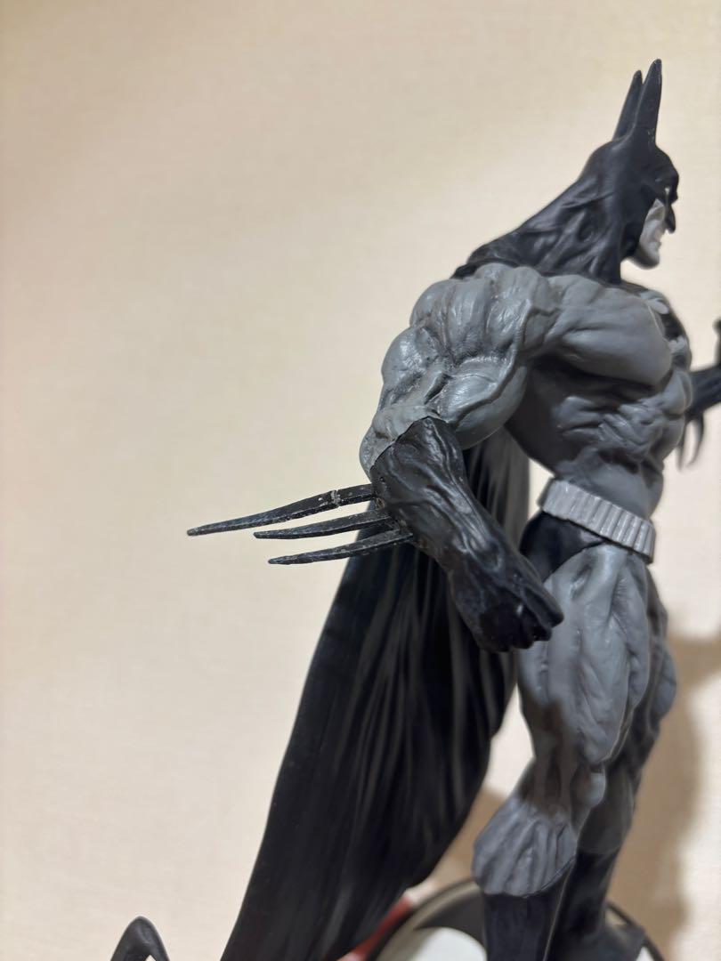 バットマン ブラック＆ホワイト スタチュー サイモン・ビズリー ビズレー DC