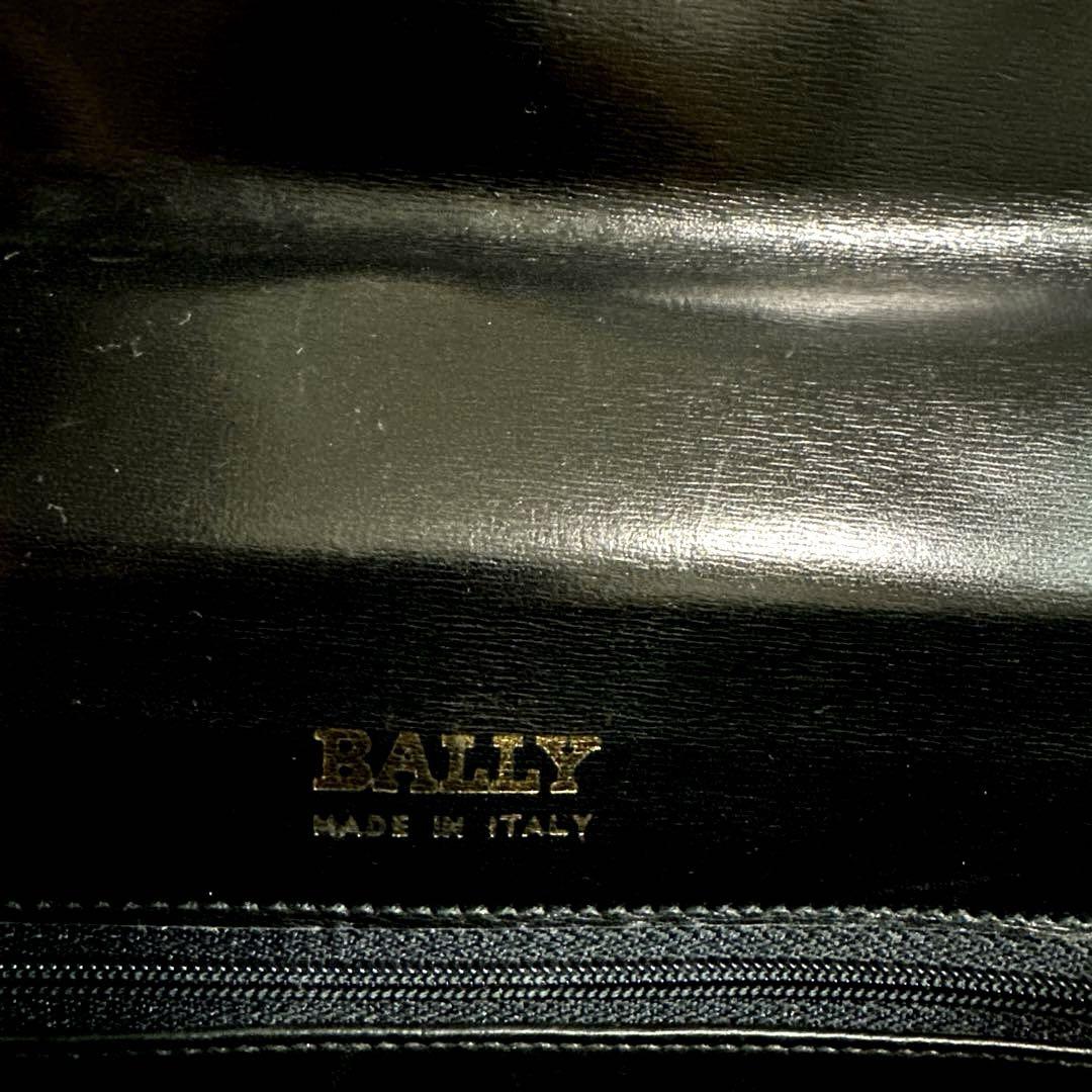 タグ付き‼️キレイ美品✨定価約97万❣️BALLY ✨最高級クロコダイル♡バッグ
