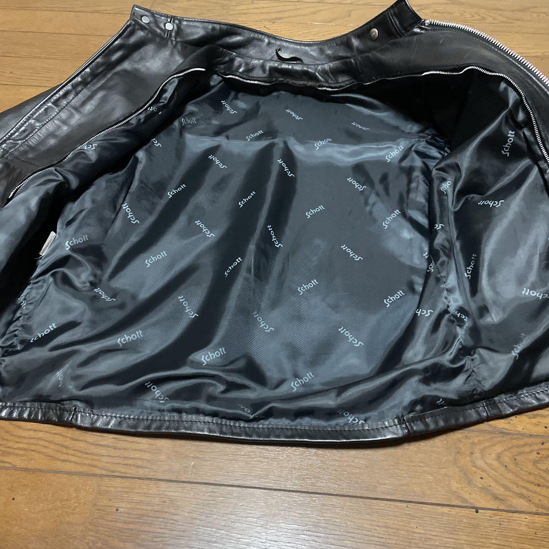 美品‼️schott立襟シングルライダース641 42インチ インナーボア付 - メルカリ 美品‼️schott立襟シングルライダース641 42インチ インナーボア付 - メルカリ
