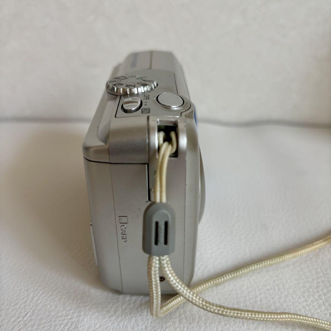 Nikon COOLPIX 2000 コンパクトデジタルカメラ 単三電池駆動