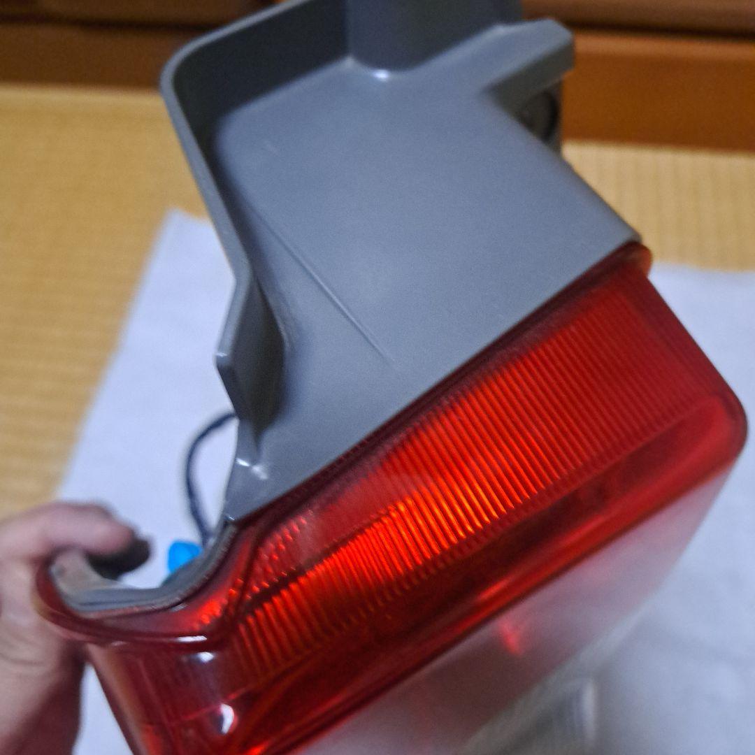 タント★タントカスタム★LA600S★テールランプ★ダイハツ純正★左側★良品