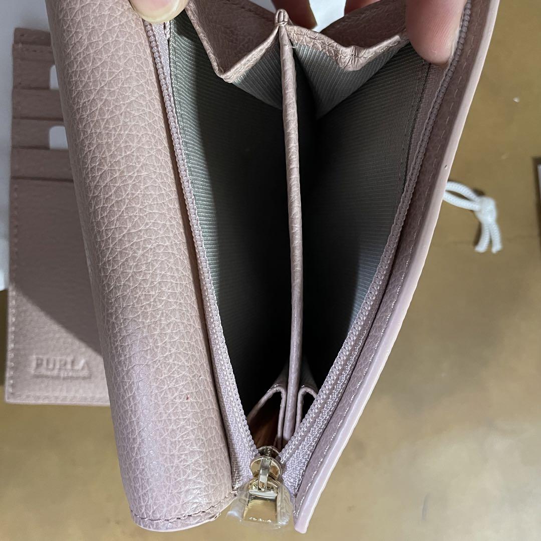 新品未使用　FURLA 三つ折財布