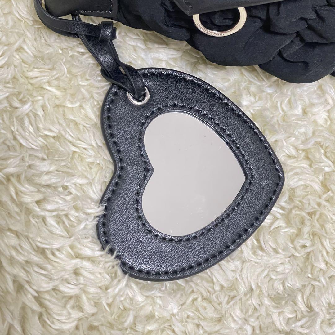 【美品】チャールズアンドキース　 ニタ ナイロンルーシュドクロスボディバッグ