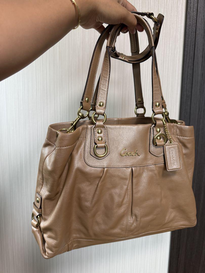 Coach ベージュ ショルダーバッグ