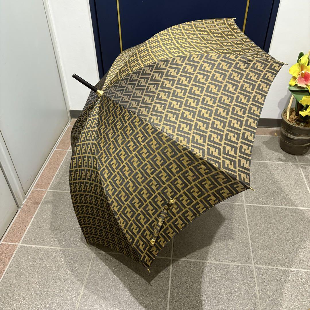 【未使用品】FENDフェンディ　ズッカ柄　アンブレラ　長傘