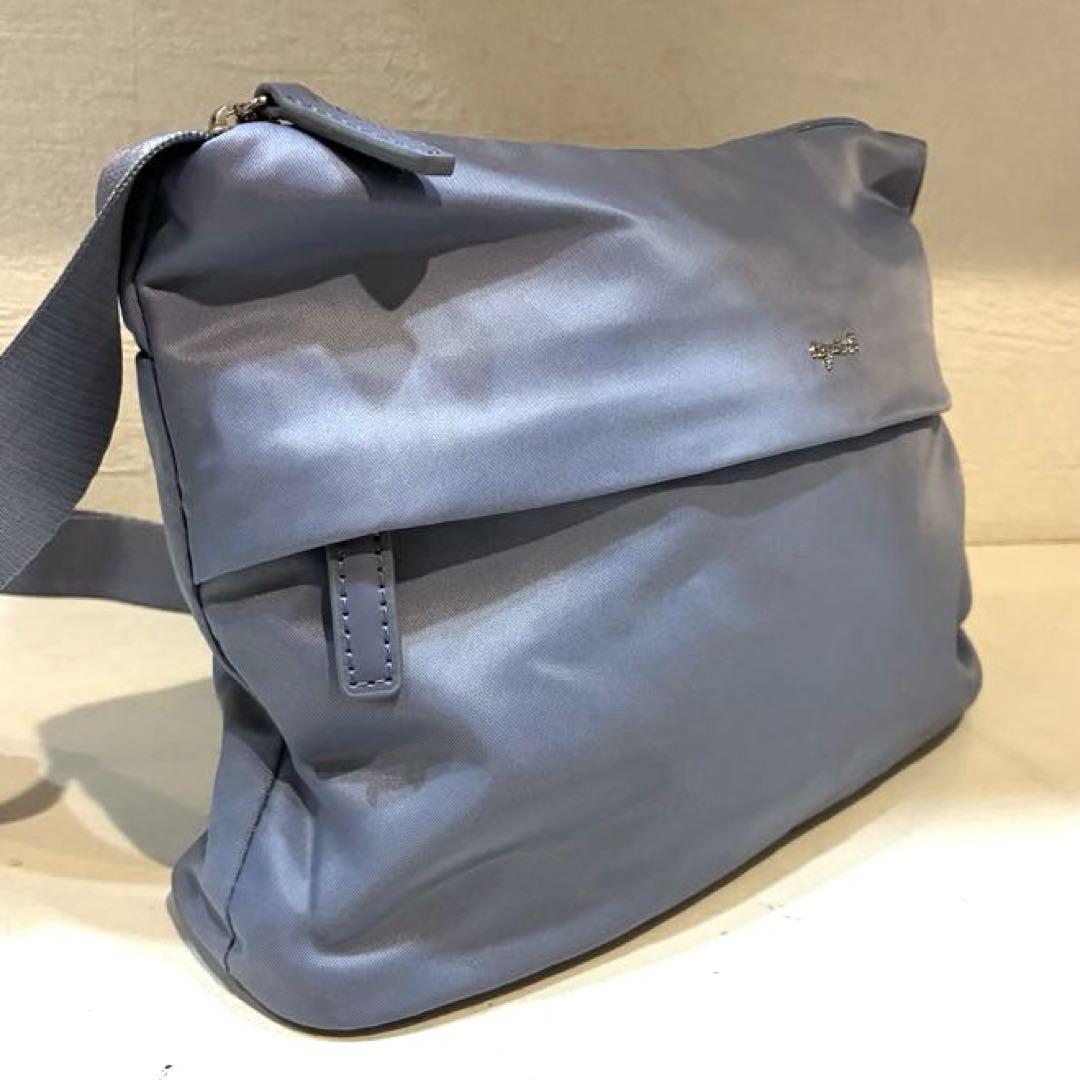 美品】agnes b. ナイロン ショルダーバッグ ブルー - メルカリ