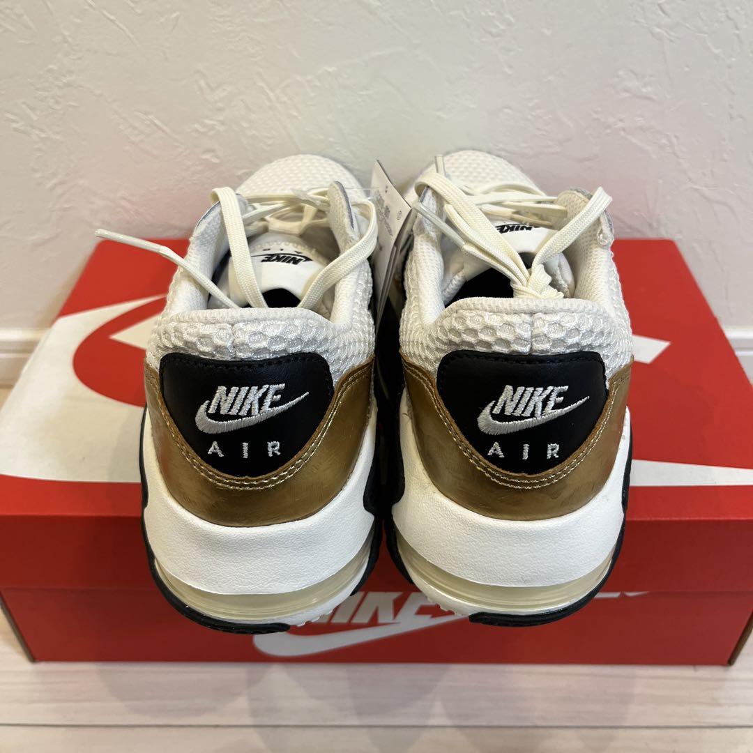 NIKEエアマックスエクシー メタリックゴールド - メルカリ