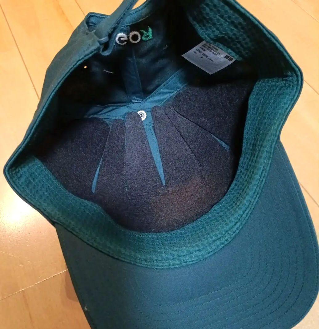 ユニクロ　ダークグリーン キャップ ロジャー フェデラーロゴ　新品！