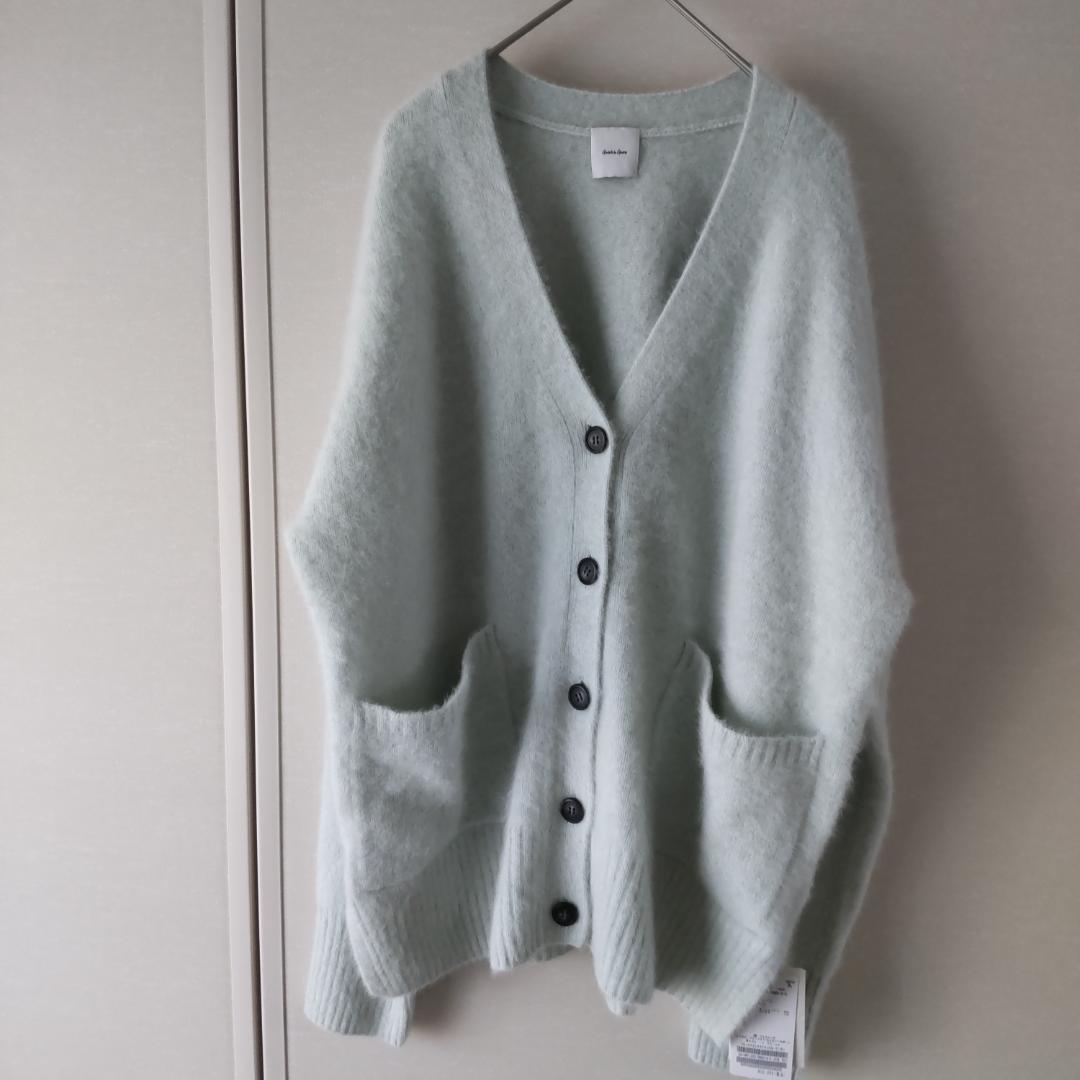 新品 スピックアンドスパン フォックスカシミヤ Vネックカーディガン 新品 スピックアンドスパン フォックスカシミヤ Vネックカーディガン