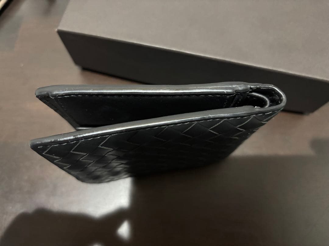 【未使用品】ボッテガヴェネタ 二つ折り財布 【未使用品】ボッテガヴェネタ 二つ折り財布