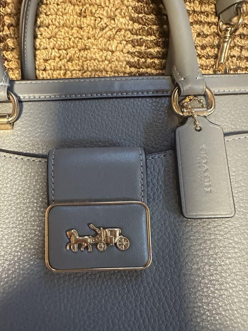 グレー ハンドバッグ ロゴ付き金具