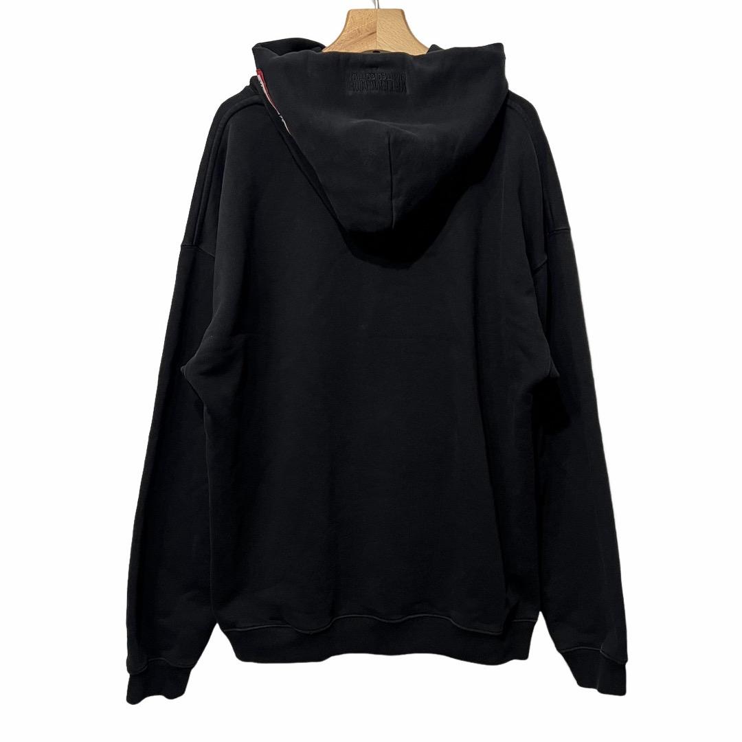 VETEMENTS プルオーバー パーカー ブラック