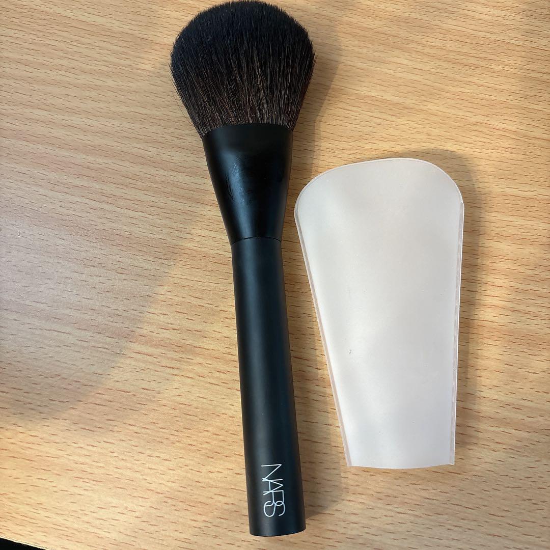 NARS パウダーブラシ #13