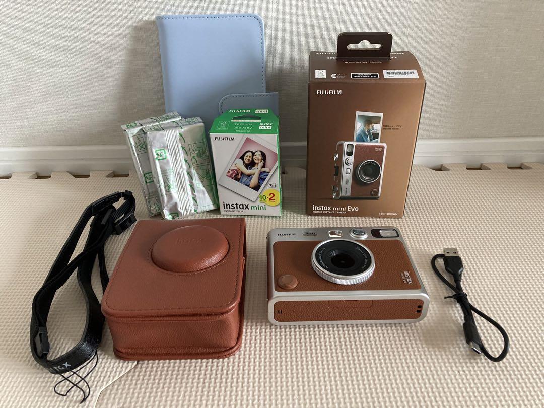 FUJIFILM チェキ INSTAXminiEvo ブラウン