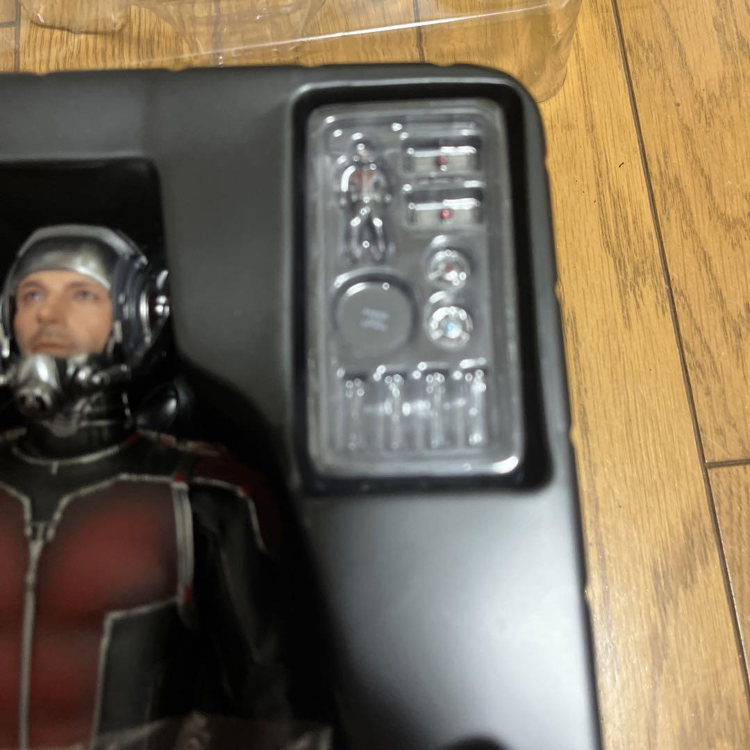 ANT-MAN 1/6スケールコレクティブルフィギュア