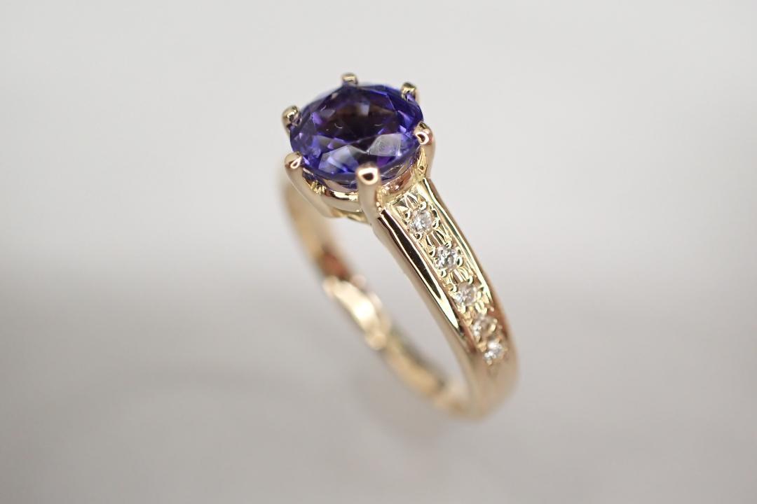 16/美品 K18 タンザナイト1.18ct ダイヤ計0.10ct リング 指輪