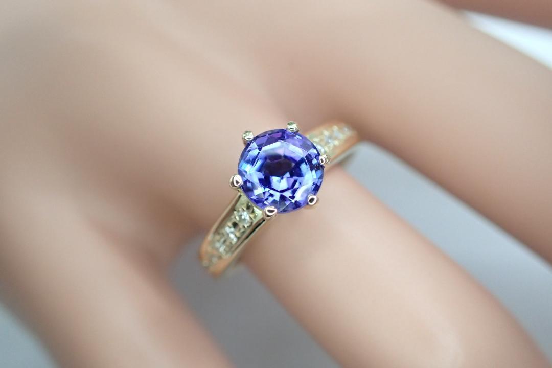 16/美品 K18 タンザナイト1.18ct ダイヤ計0.10ct リング 指輪