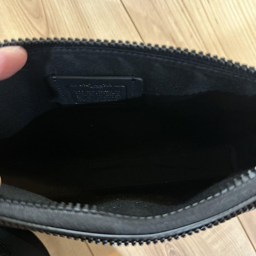 新品 COACH ショルダーバッグ クラッチバッグ 美品】COACH コーチ花柄 肩がけショルダークラッチバッグ 総柄 春
