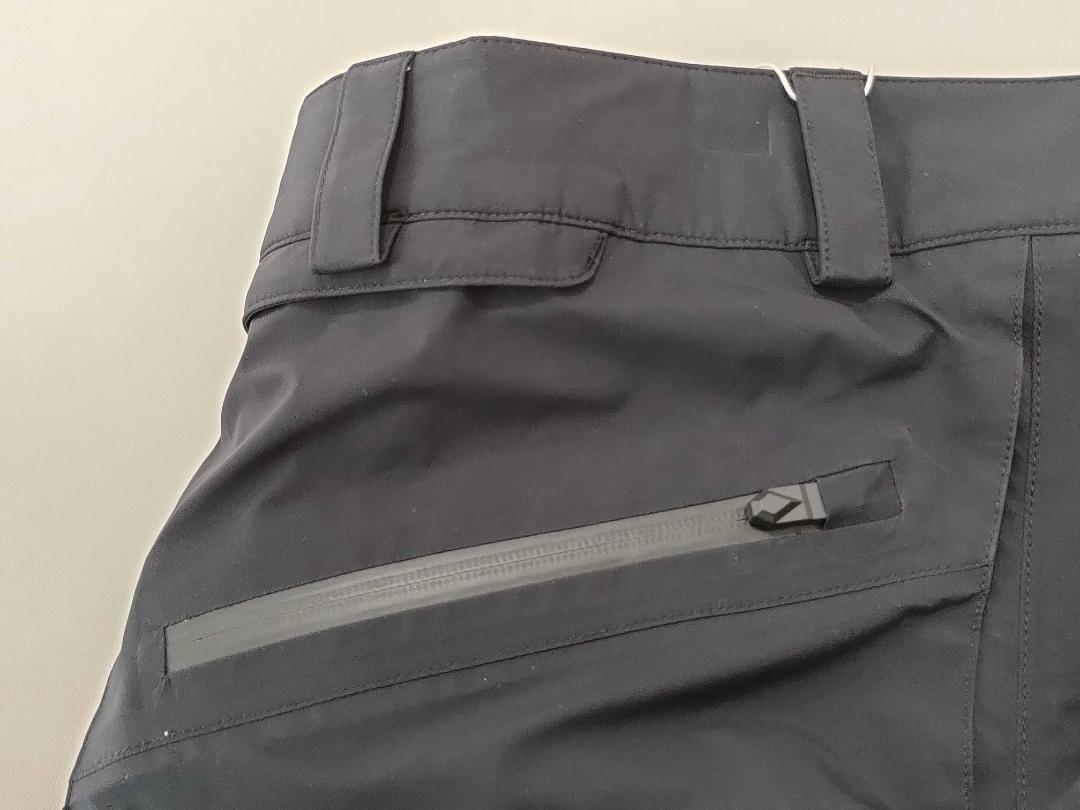 新品未使用 VOLCOM GORE-TEX G1352501 24-25モデル