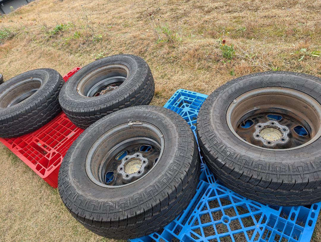 ③【USED】ハイラックスサーフ215 タイヤ付き 純正スチールホイール 1本