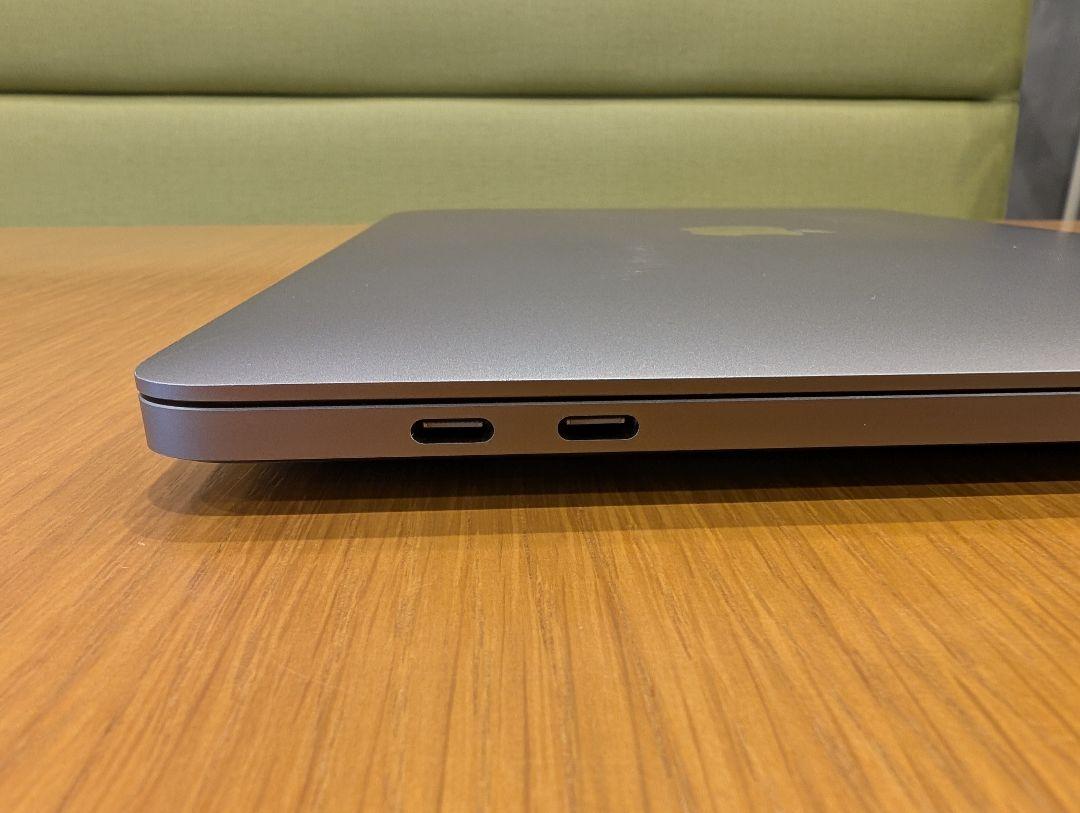 Apple MacBook pro(13-inch, M1, 2020) Apple MacBook pro(13-inch, M1, 2020)