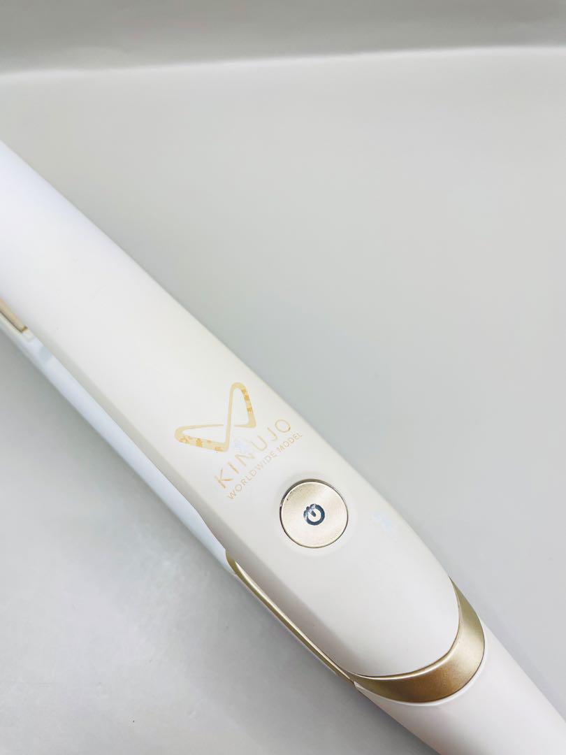 絹女 KINUJO DS100 ホワイト ストレートアイロン 304