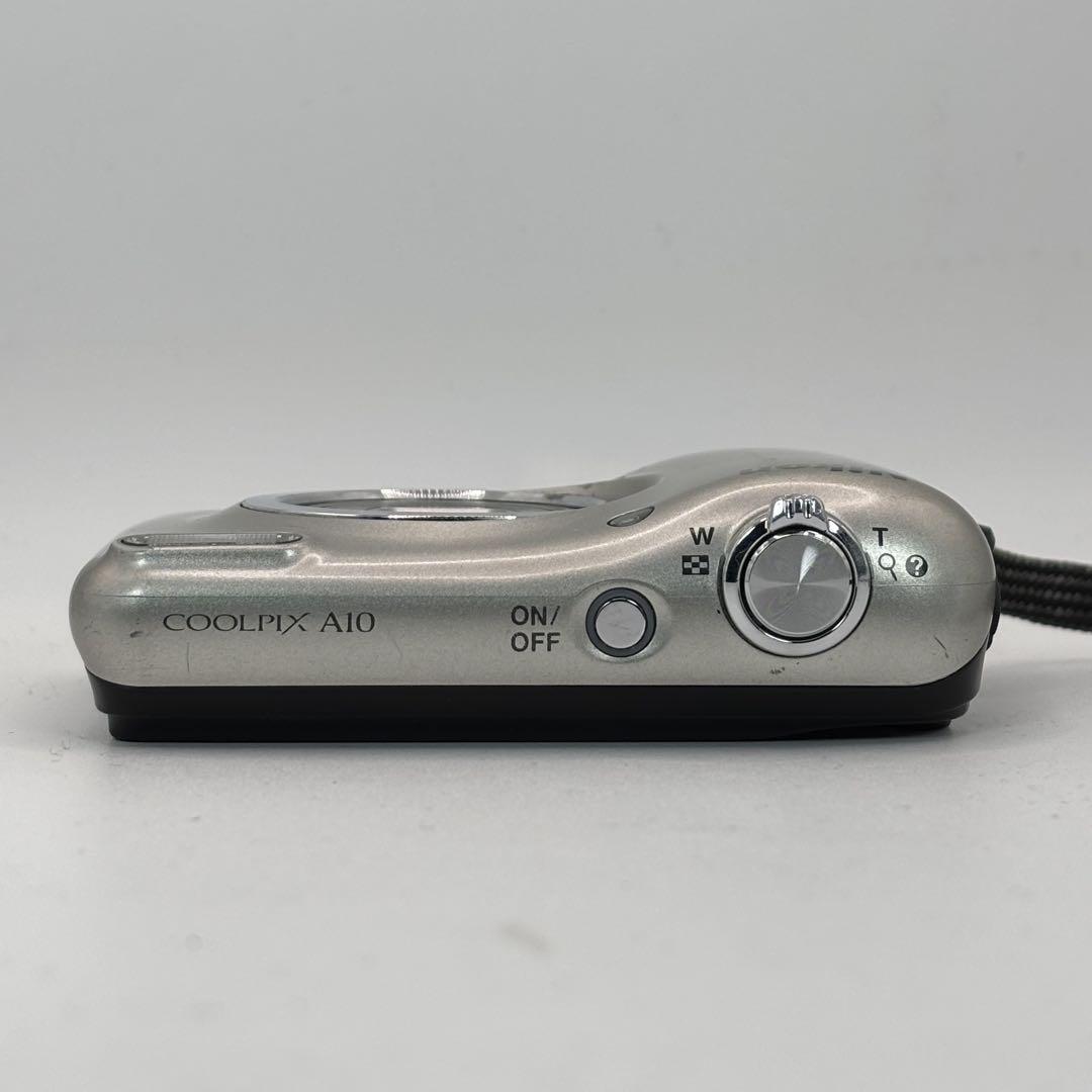 Nikon COOLPIX A10 コンパクトデジカメ シルバー 単三電池式