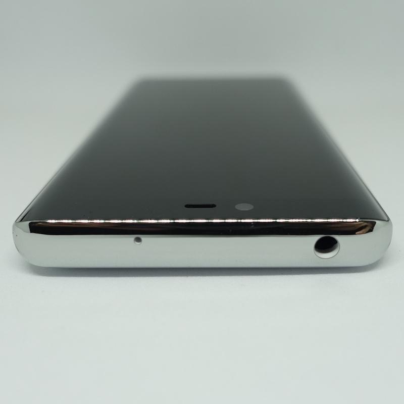 Rakuten Hand P710 ホワイト SIMフリー超 安い