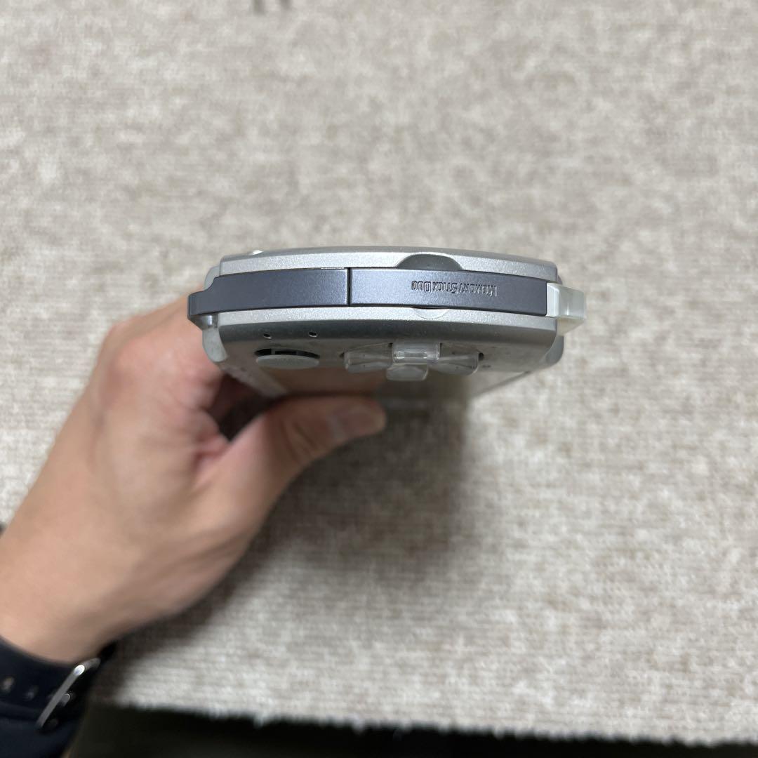 A1555 PSP 3000 シルバー