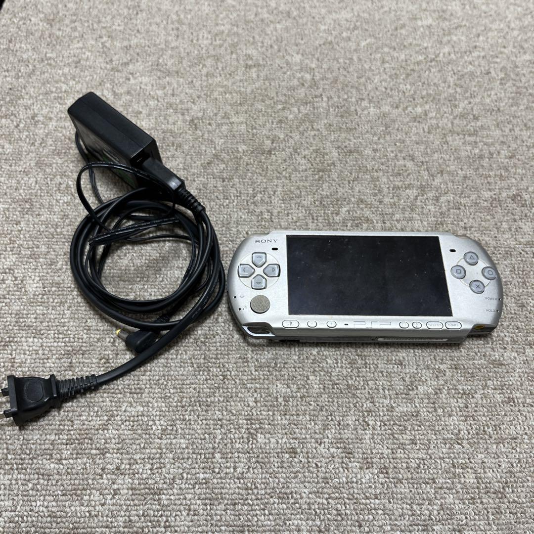 A1555 PSP 3000 シルバー