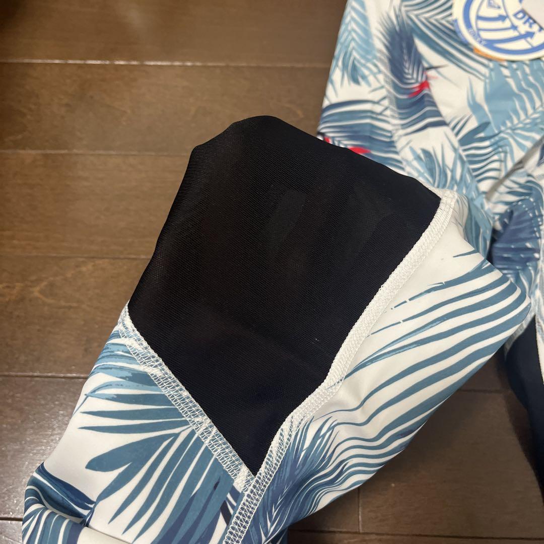 新品未使用　ロキシー　ROXY 水陸両用　レギンス　Sサイズ