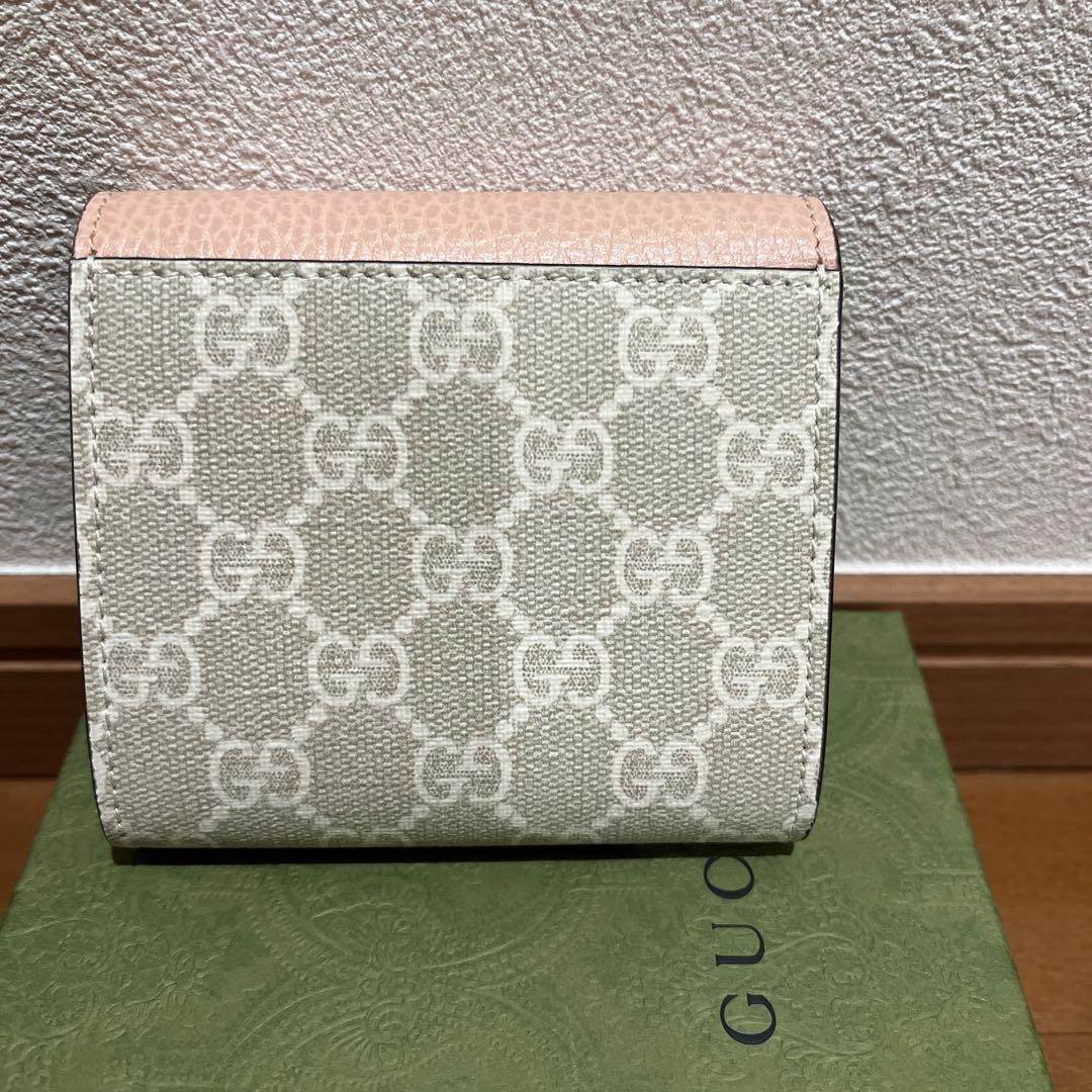 最終値下げ❣️GUCCI 二つ折り財布 ピンク レザー