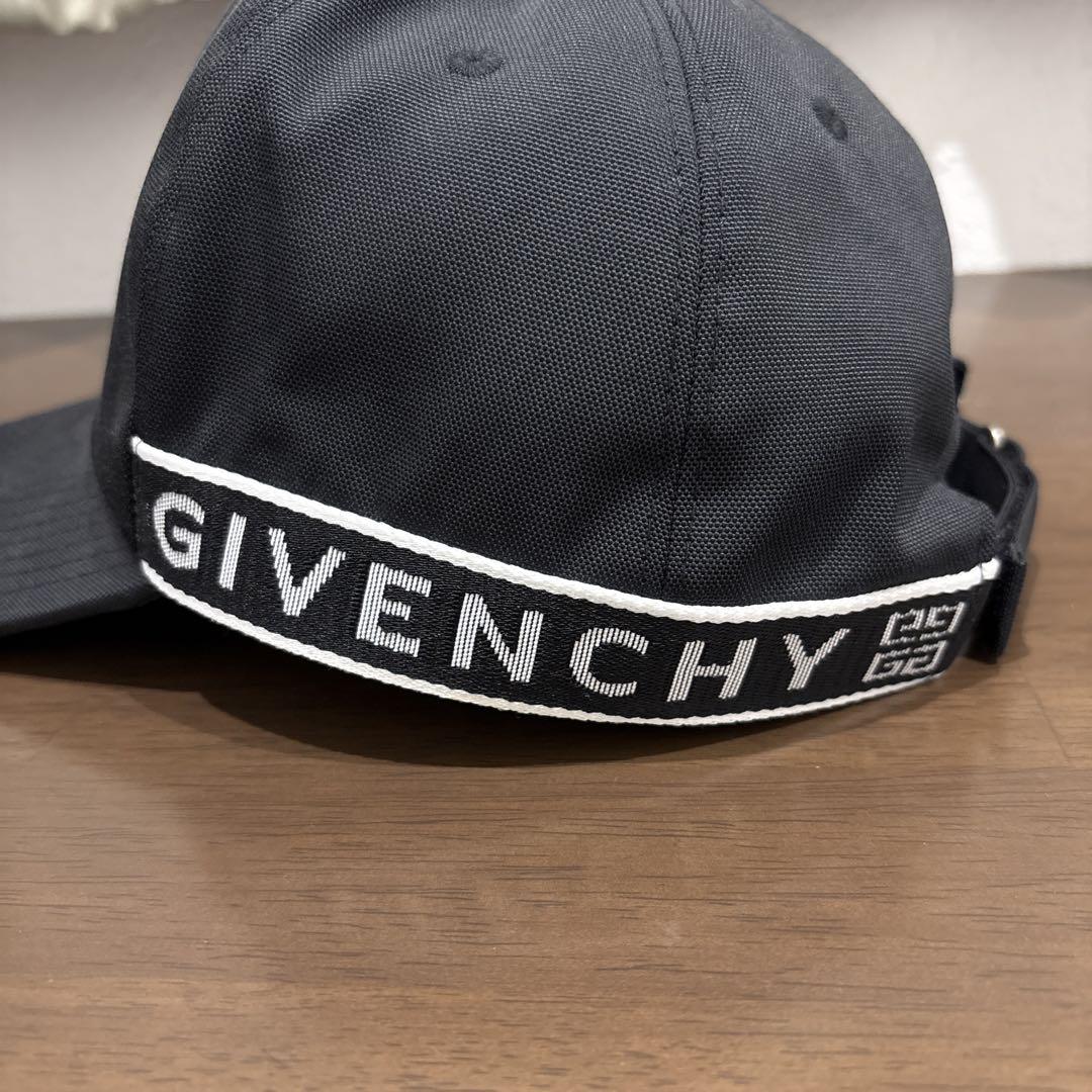 GIVENCHYジバンシィ　キャップ　ブラック