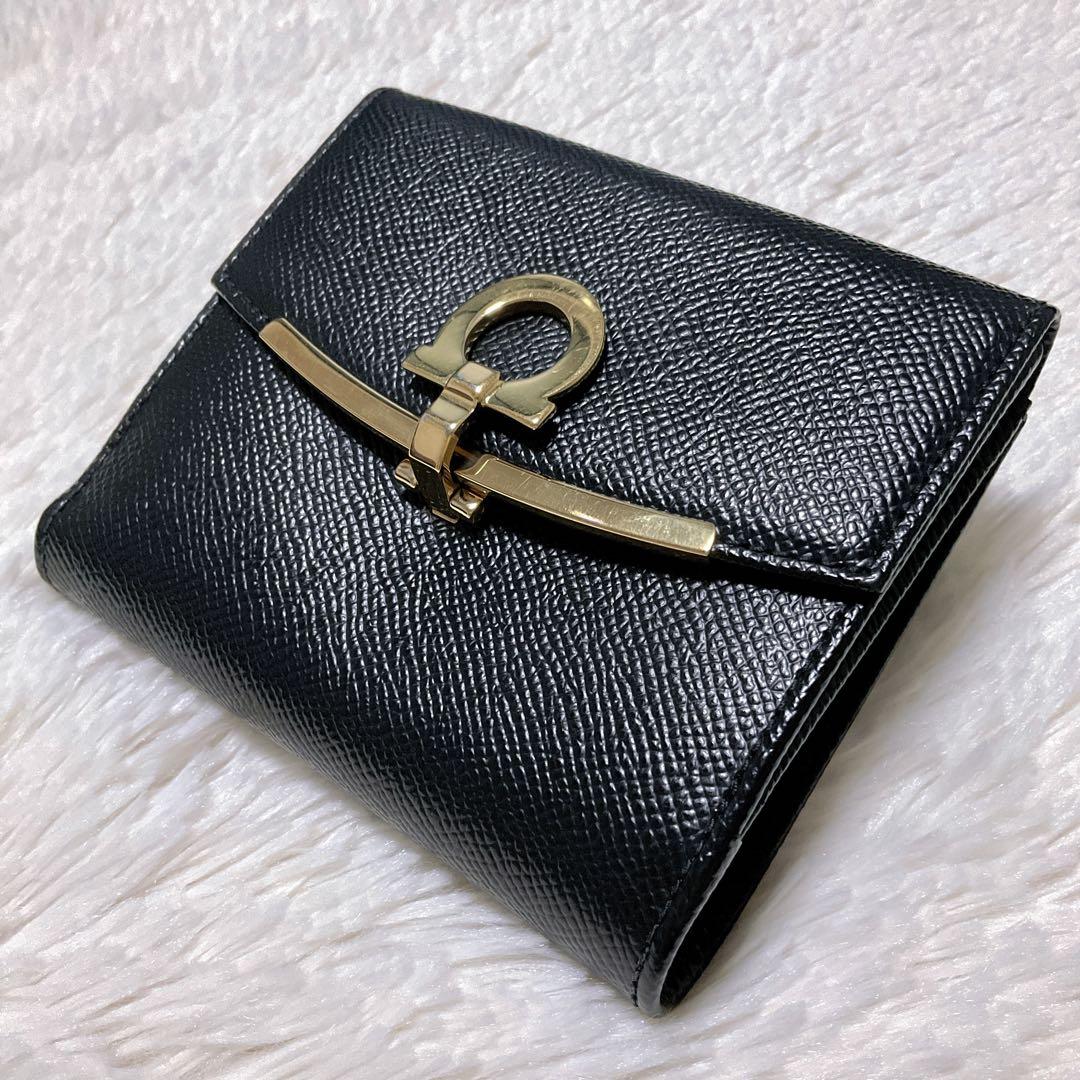 付属品完備♡極美品♡フェラガモ 二つ折り財布 ガンチーニ ブラック 金具クリップ