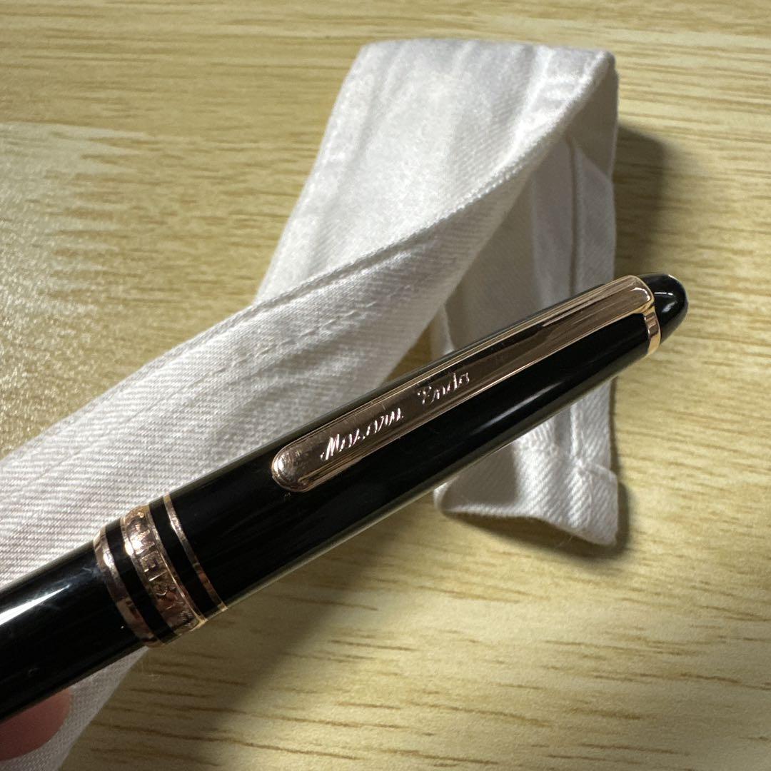 MONTBLANC ボールペン 黒
