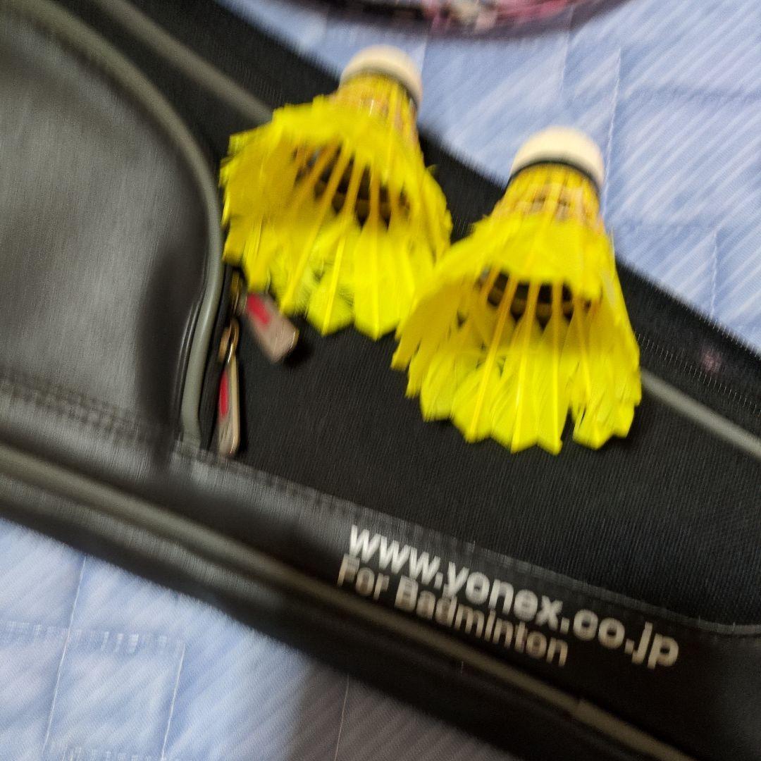 バドミントンラケット