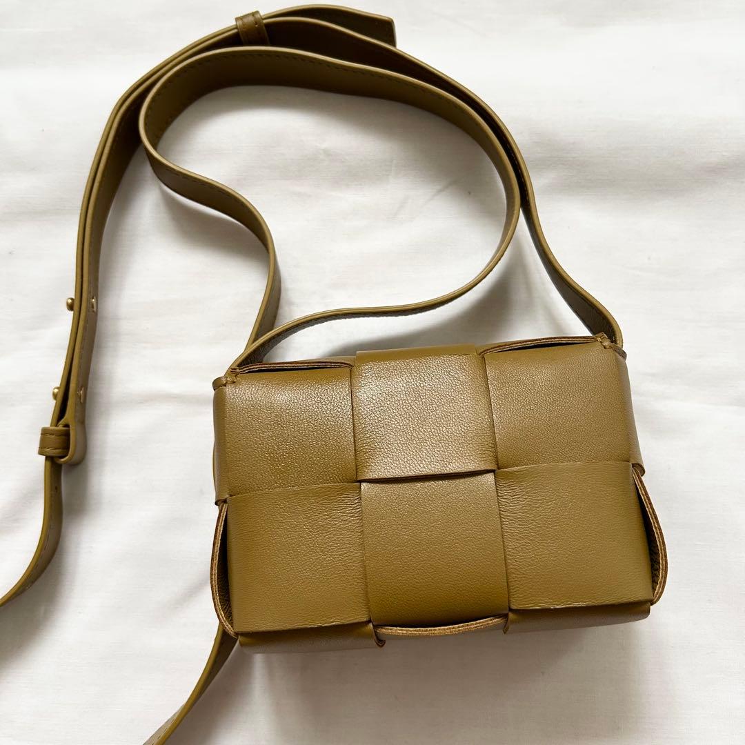 ■極美品■ボッテガヴェネタ キャンディカセット ショルダーバッグ　ブラウン