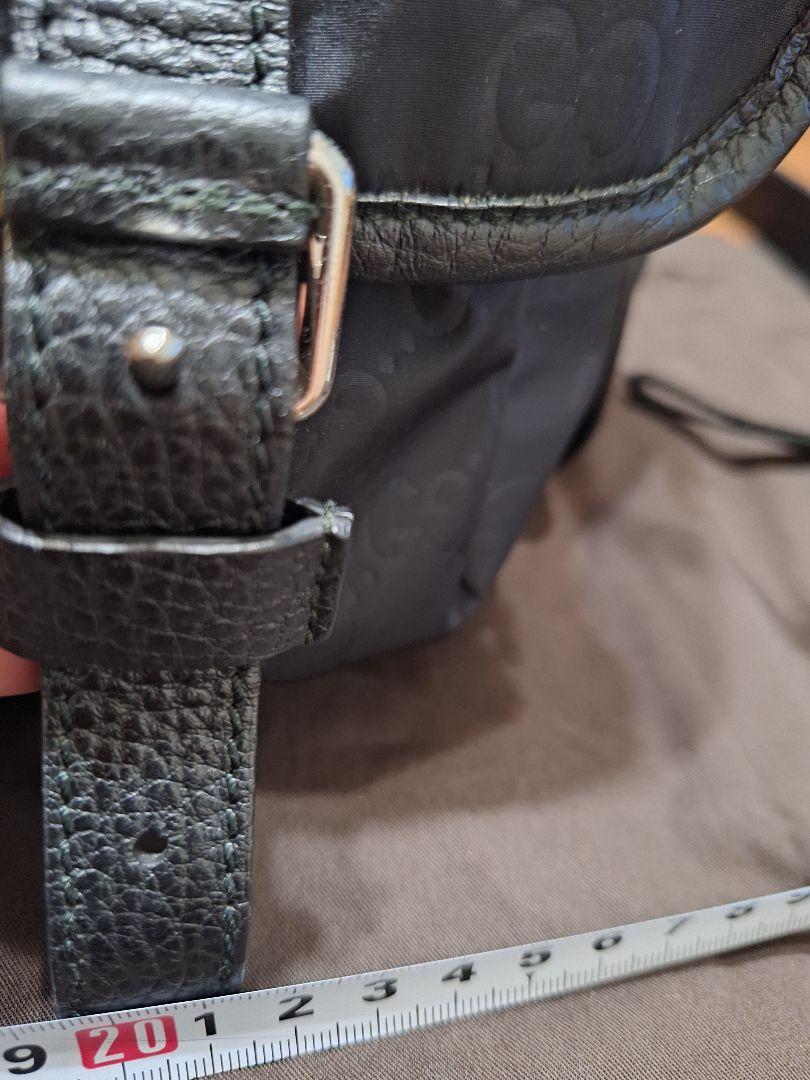 M*n様 GUCCI　ナイロン製ショルダーバック