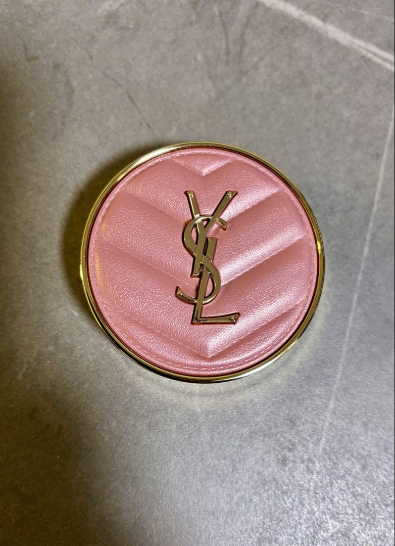 YSL イヴサンローラン　メイクミーブラッシュパウダー 44ヌードラヴァリエール