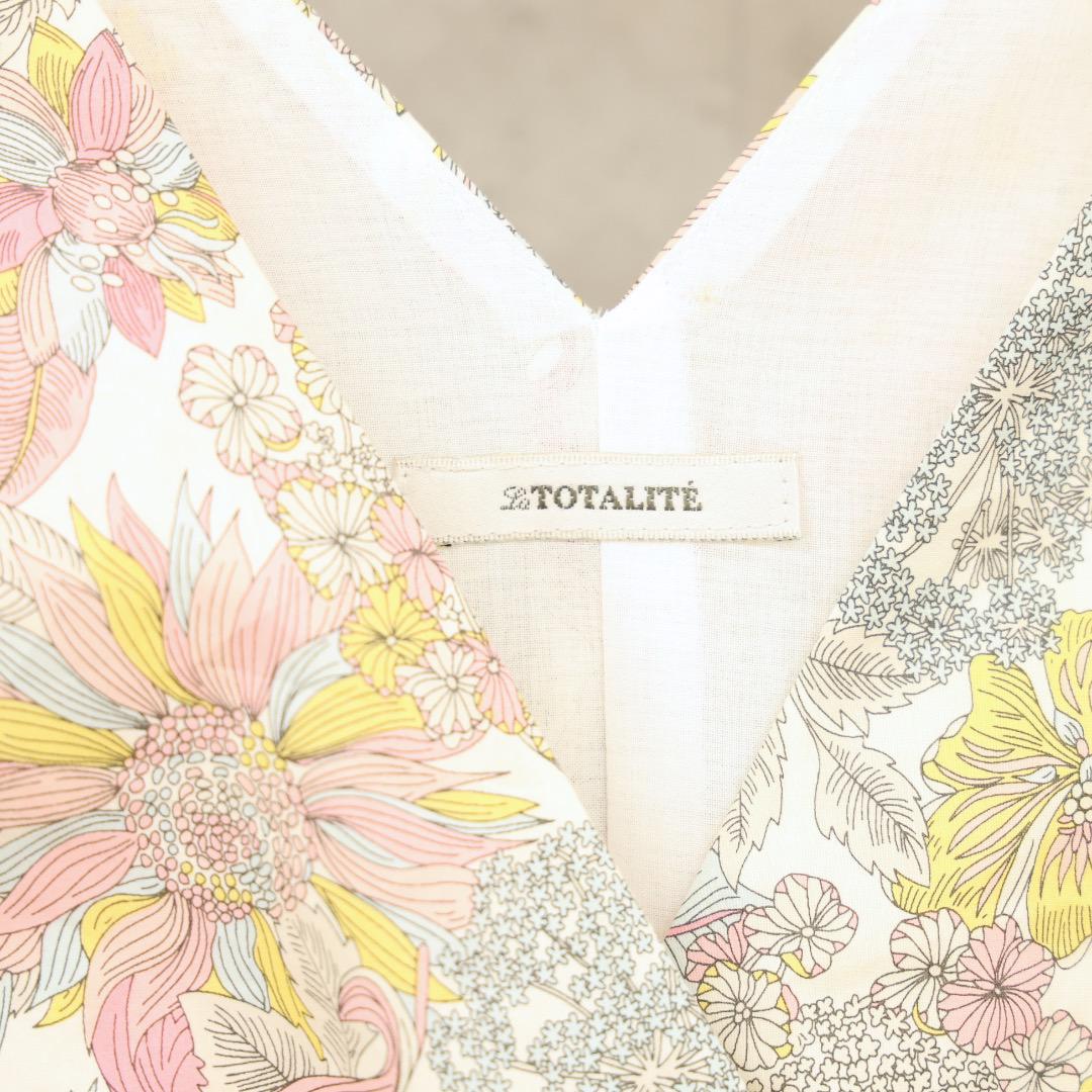 新品タグ付き la TOTALITÉ リバティ花柄プリント マキシワンピース
