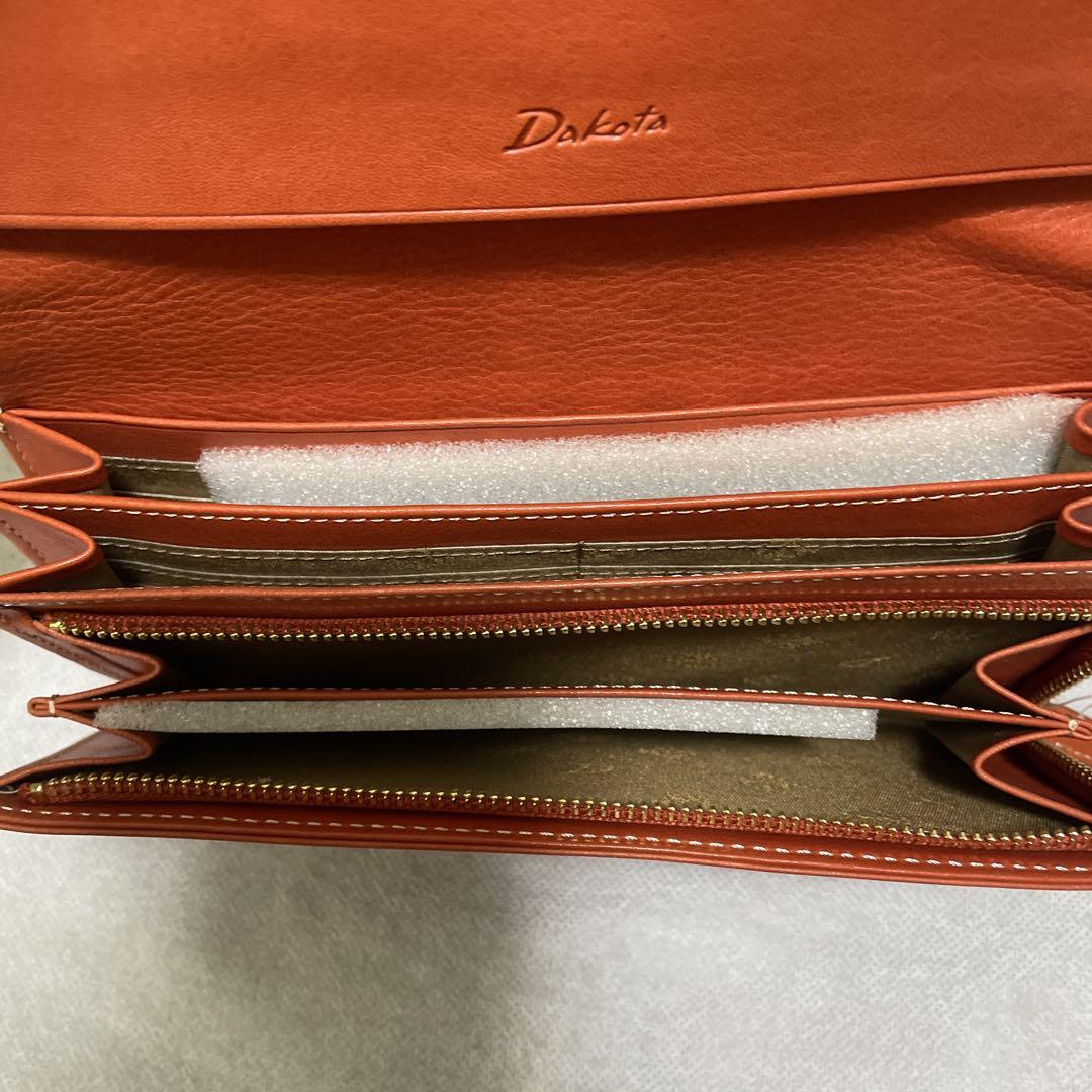 未使用　ダコタ Dakota コッチャ 財布 かぶせ　レザー 貝殻