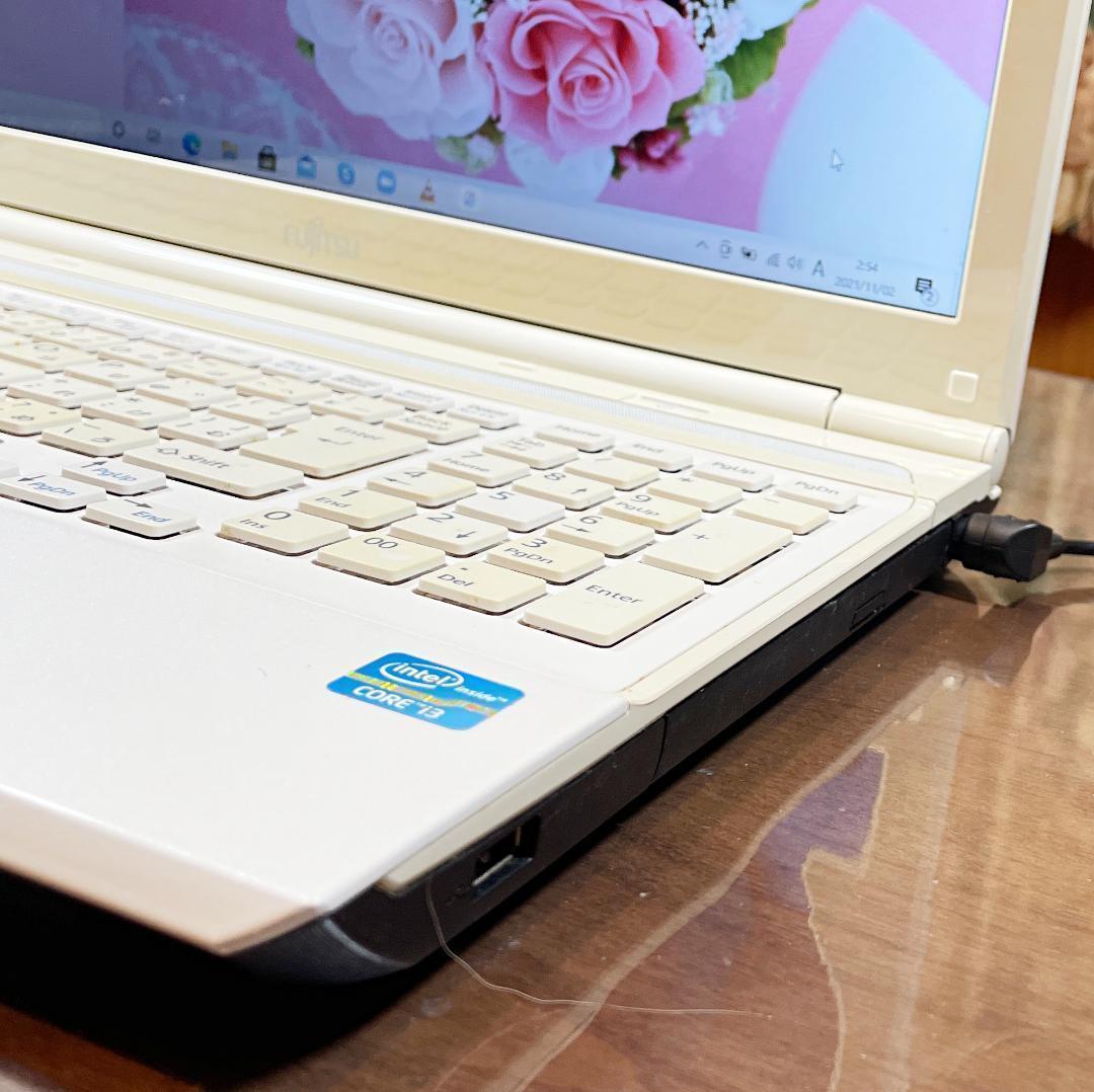 最新発見 13データ保存贅沢使い1TG✨すぐ使えるノートパソコン✨初心者向けカメラ付PC - ノートPC