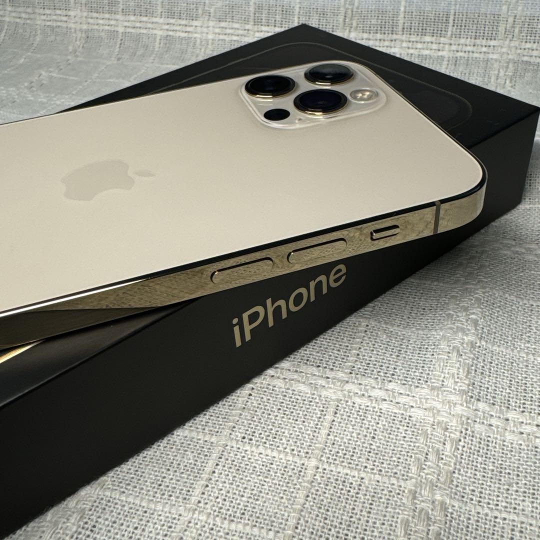 【美品】iPhone 12 Pro 256 ゴールド 本体 箱付き