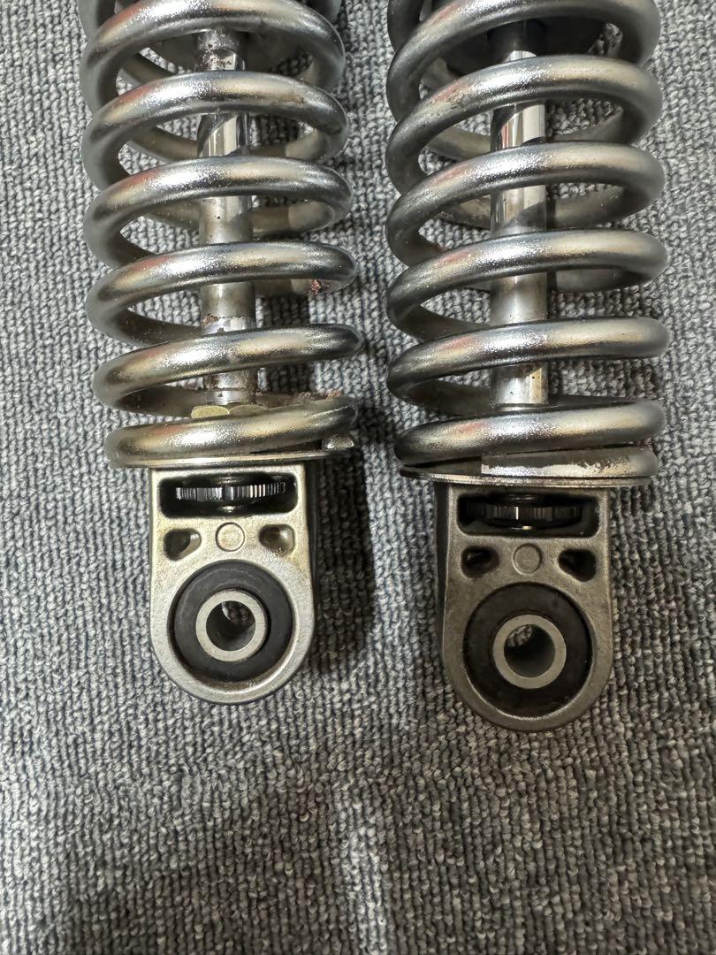 ゼファー750純正リアサスペンション