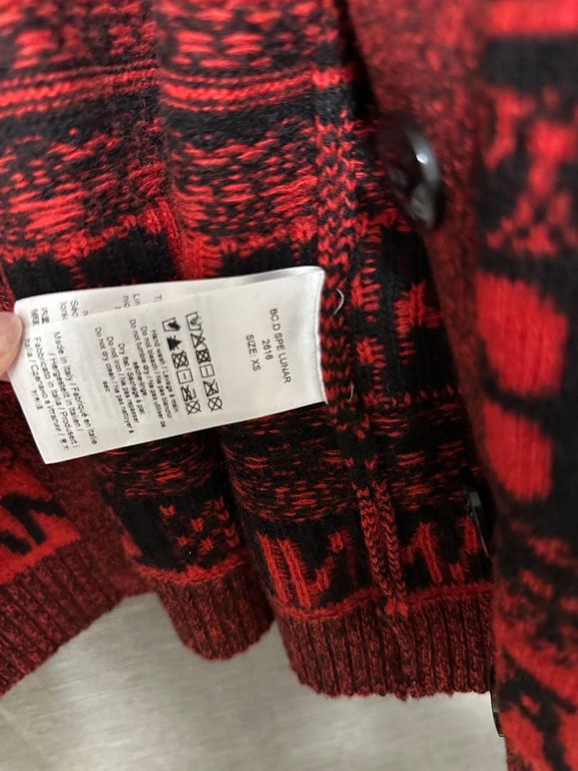 美品 GANNI 赤黒柄編み カーディガン 美品 GANNI 赤黒柄編み カーディガン