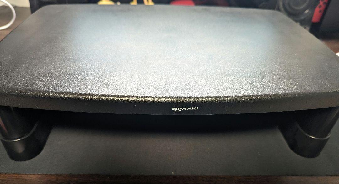 Amazonベーシック モニタースタンド