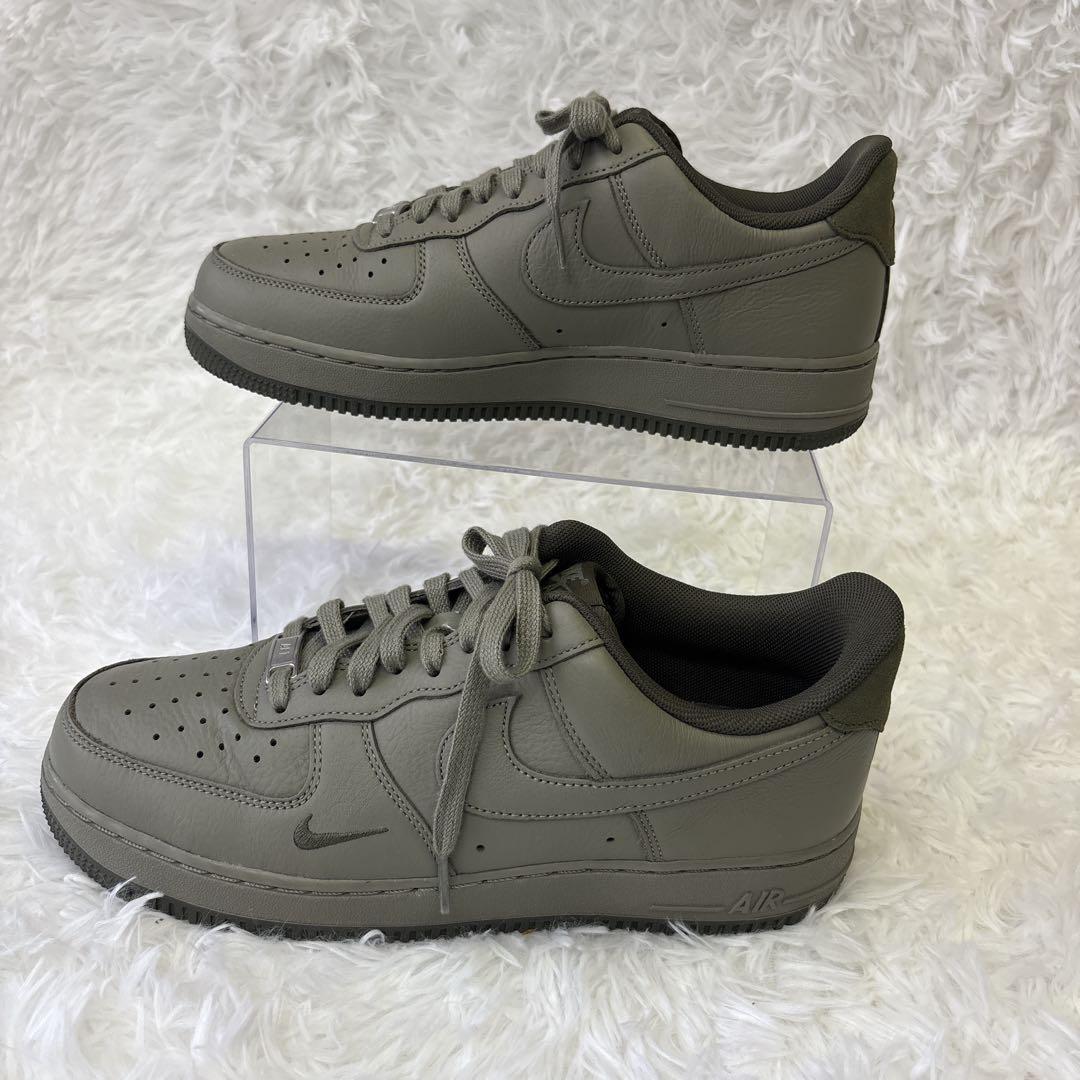 ナイキ エアフォース 1 ロー 07 LV8 ナイキ エアフォース 1 ロー 07 LV8