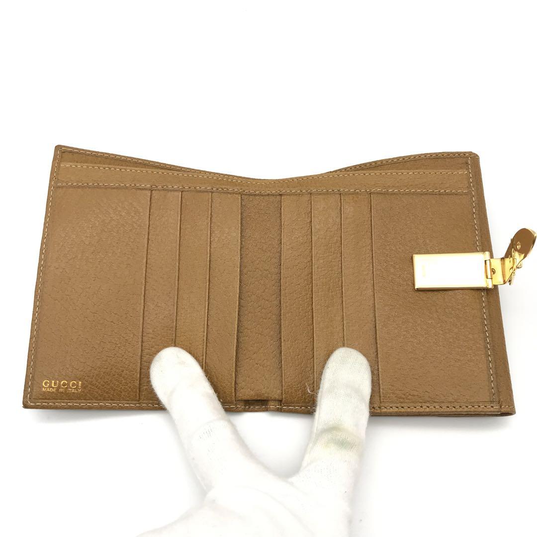 正規品 未使用 グッチ財布 グッチ折り財布 グッチシルヴィ