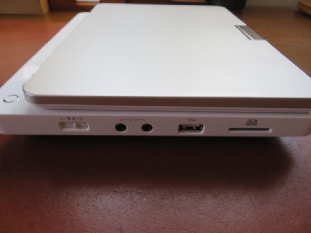 東芝 REGZA　ポータブルBDプレーヤー　SD-BP900S【美品】
